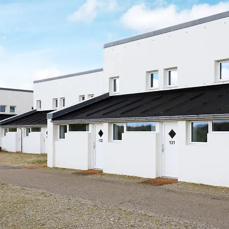 6 Person In Brovst-by Traum * Brovst